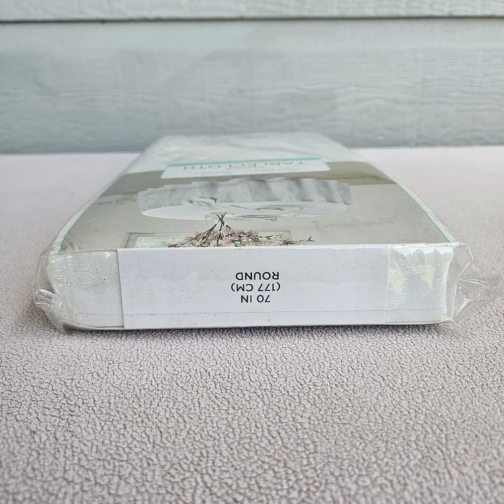 Town & Country Spring Jubilee Damask 70